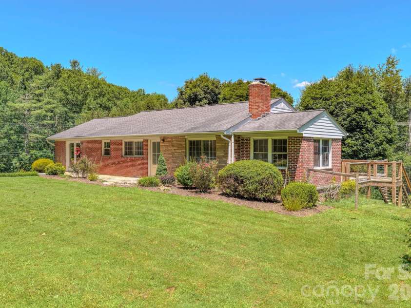 2150 Nc 80 Highway, Bakersville, NC 28705.  MLS# CAR4411879, YatesRealty ID 42615. 