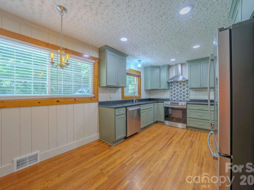 2150 Nc 80 Highway, Bakersville, NC 28705.  MLS# CAR4411879, YatesRealty ID 42615. 