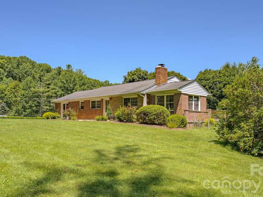 2150 Nc 80 Highway, Bakersville, NC 28705.  MLS# CAR4411879, YatesRealty ID 42615. 