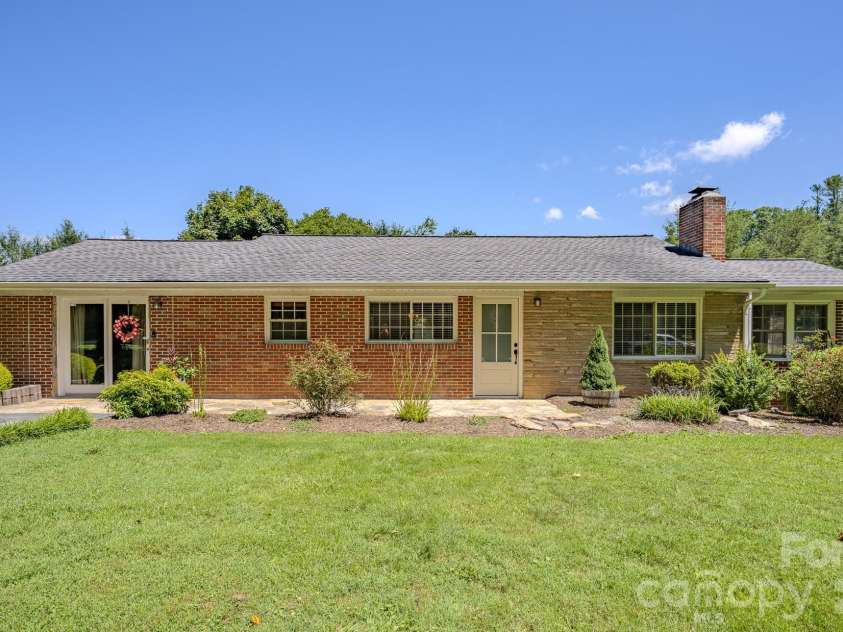 2150 Nc 80 Highway, Bakersville, NC 28705.  MLS# CAR4411879, YatesRealty ID 42615. 