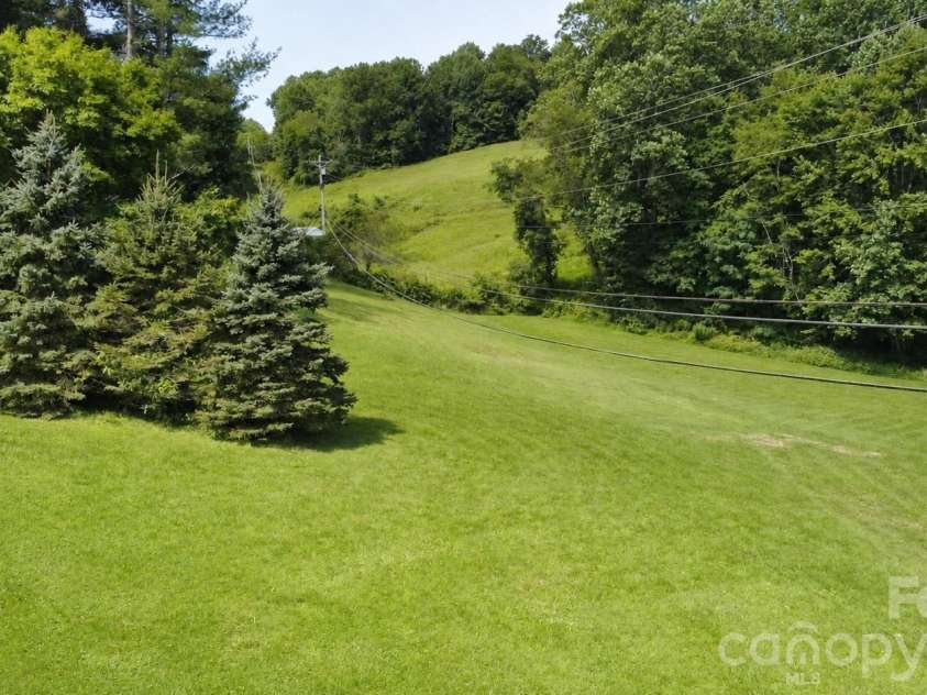 2150 Nc 80 Highway, Bakersville, NC 28705.  MLS# CAR4411879, YatesRealty ID 42615. 