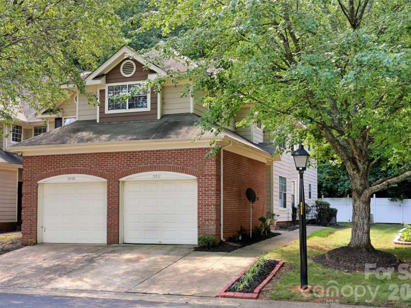 5909 Amity Springs Drive, Charlotte, NC 28212.  MLS# CAR4409733, YatesRealty ID 42616. 