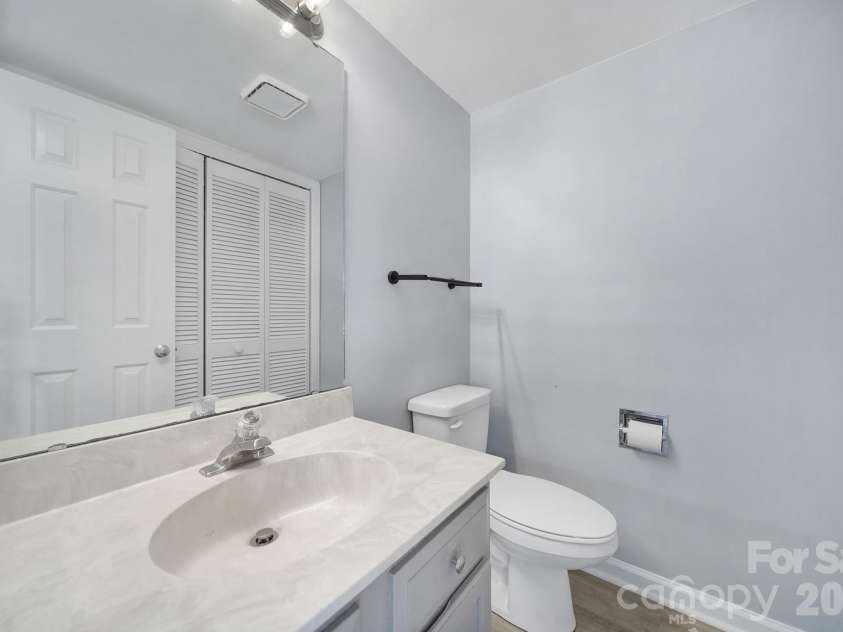 405 Heritage Parkway, Fort Mill, SC 29715.  MLS# CAR4349852, YatesRealty ID 4262. 