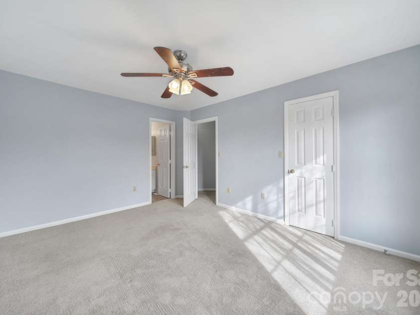 405 Heritage Parkway, Fort Mill, SC 29715.  MLS# CAR4349852, YatesRealty ID 4262. 