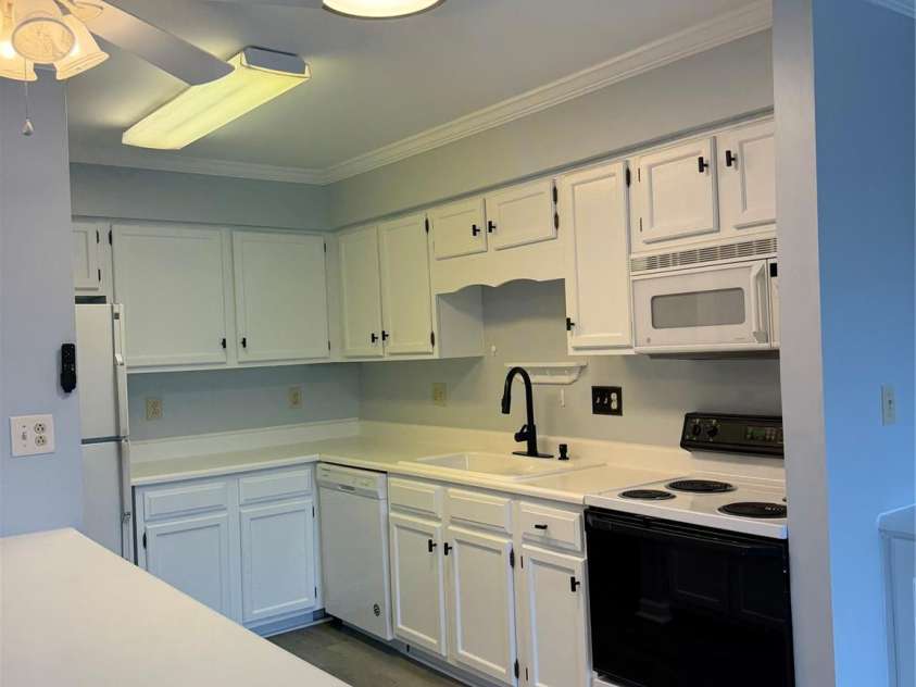 405 Heritage Parkway, Fort Mill, SC 29715.  MLS# CAR4349852, YatesRealty ID 4262. 