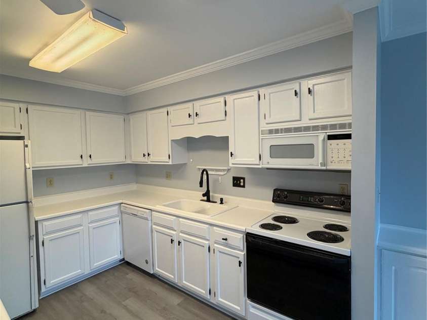405 Heritage Parkway, Fort Mill, SC 29715.  MLS# CAR4349852, YatesRealty ID 4262. 