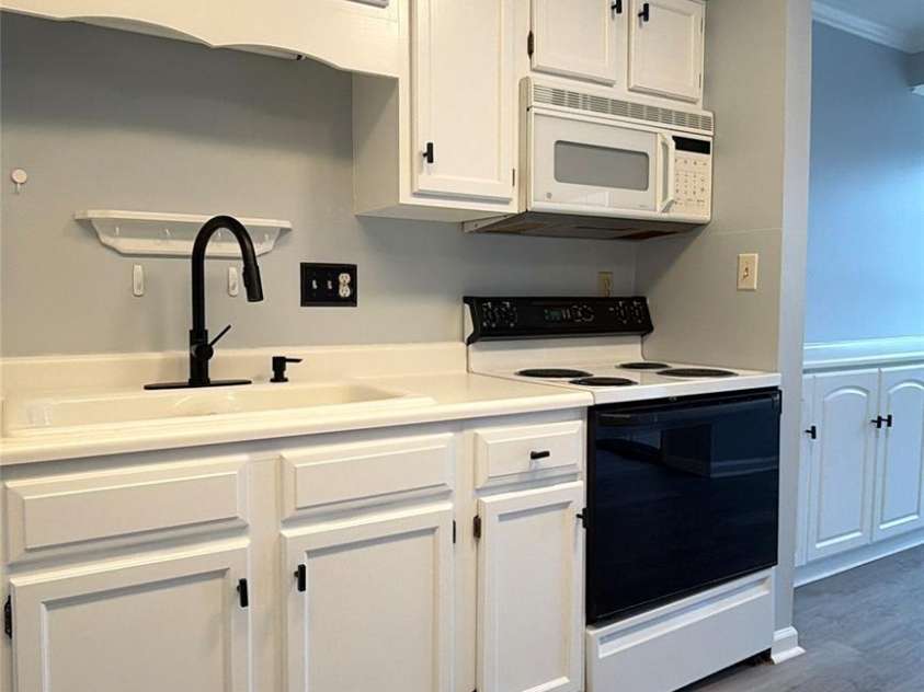 405 Heritage Parkway, Fort Mill, SC 29715.  MLS# CAR4349852, YatesRealty ID 4262. 