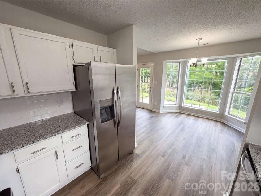 1633 Gordon Walters Drive, Charlotte, NC 28213.  MLS# CAR4412559, YatesRealty ID 42623. 