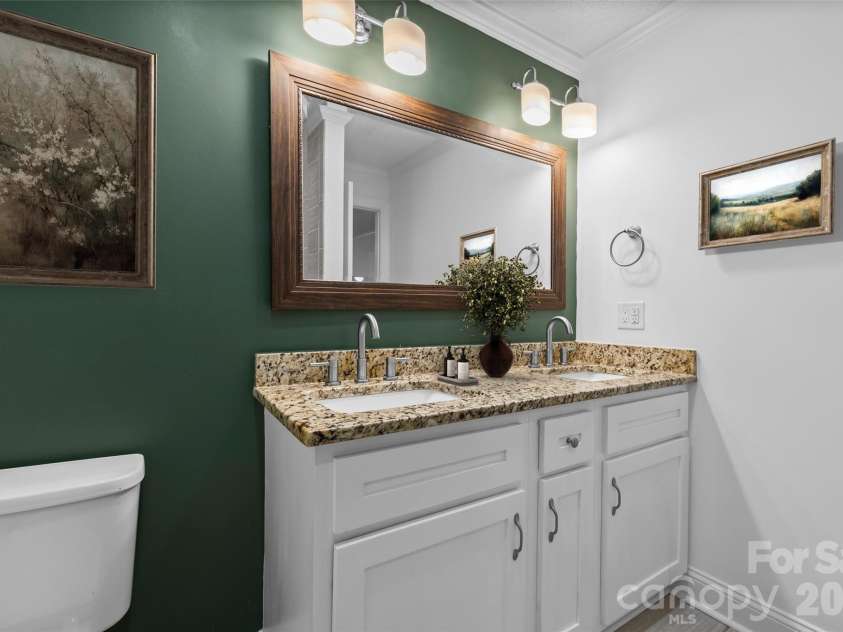 401 Martin Luther King Jr Avenue, Salisbury, NC 28144.  MLS# CAR4409808, YatesRealty ID 42625. Virtually Staged