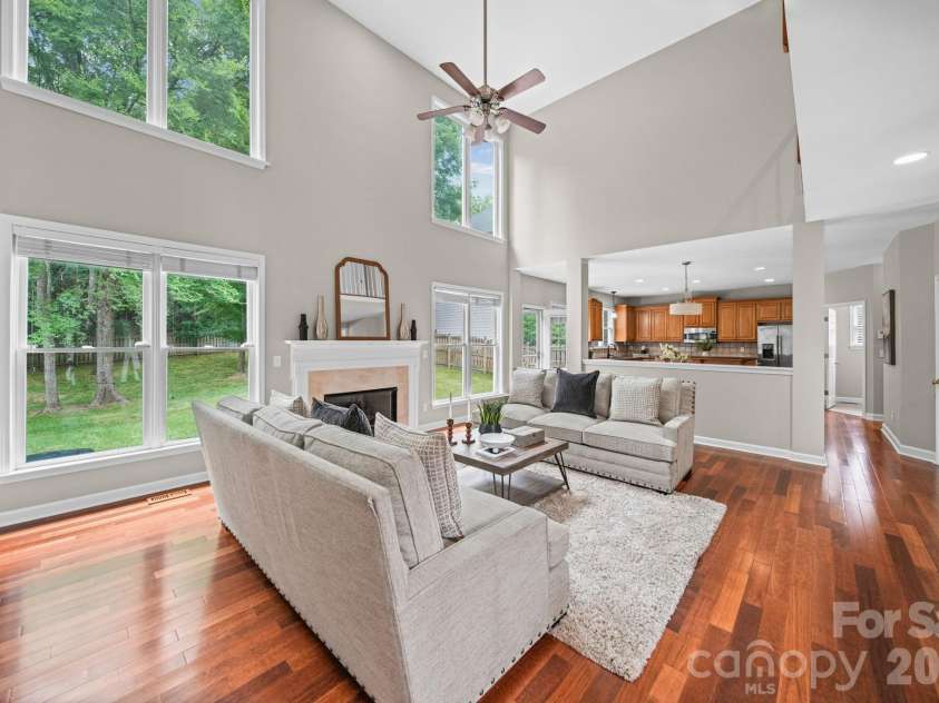 13818 Ballantyne Meadows Drive, Charlotte, NC 28277.  MLS# CAR4398564, YatesRealty ID 42626. 