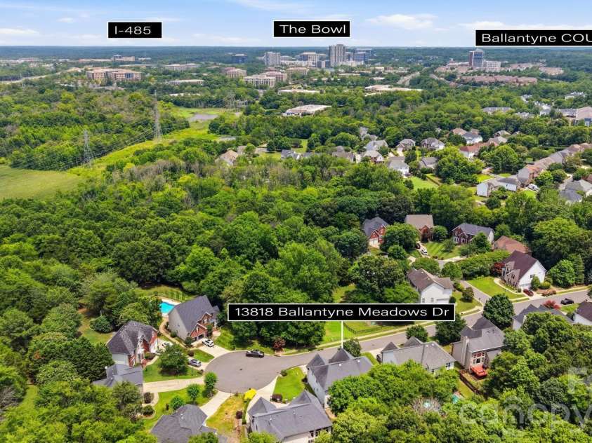13818 Ballantyne Meadows Drive, Charlotte, NC 28277.  MLS# CAR4398564, YatesRealty ID 42626. 