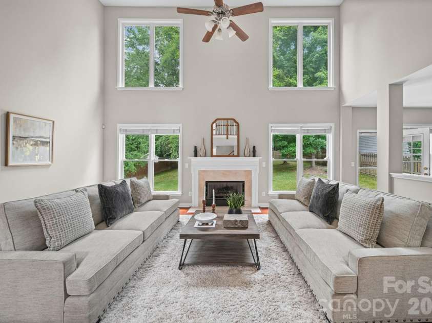 13818 Ballantyne Meadows Drive, Charlotte, NC 28277.  MLS# CAR4398564, YatesRealty ID 42626. 