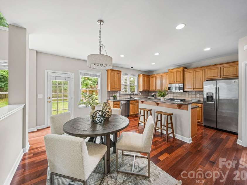 13818 Ballantyne Meadows Drive, Charlotte, NC 28277.  MLS# CAR4398564, YatesRealty ID 42626. 