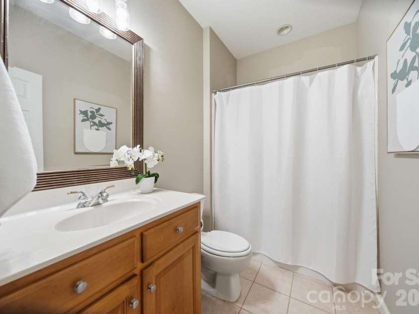 13818 Ballantyne Meadows Drive, Charlotte, NC 28277.  MLS# CAR4398564, YatesRealty ID 42626. 