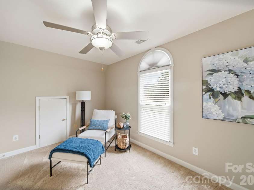13818 Ballantyne Meadows Drive, Charlotte, NC 28277.  MLS# CAR4398564, YatesRealty ID 42626. 