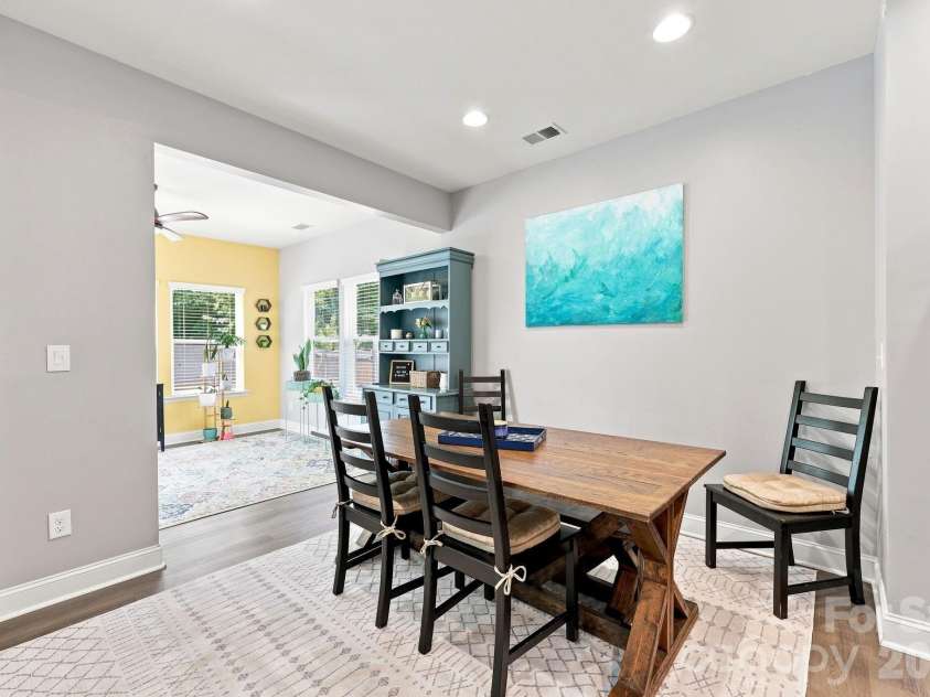 7211 Barefoot Forest Drive, Charlotte, NC 28269.  MLS# CAR4405612, YatesRealty ID 42627. 