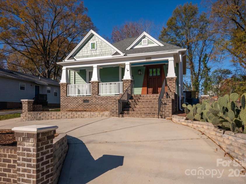1721 Pegram Street, Charlotte, NC 28205.  MLS# CAR4202812, YatesRealty ID 4263. 