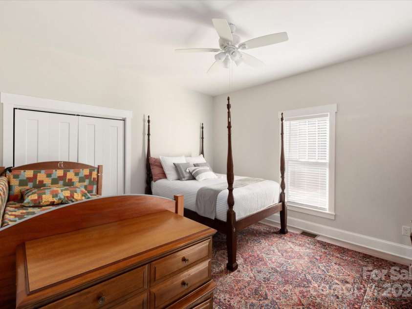 1721 Pegram Street, Charlotte, NC 28205.  MLS# CAR4202812, YatesRealty ID 4263. 