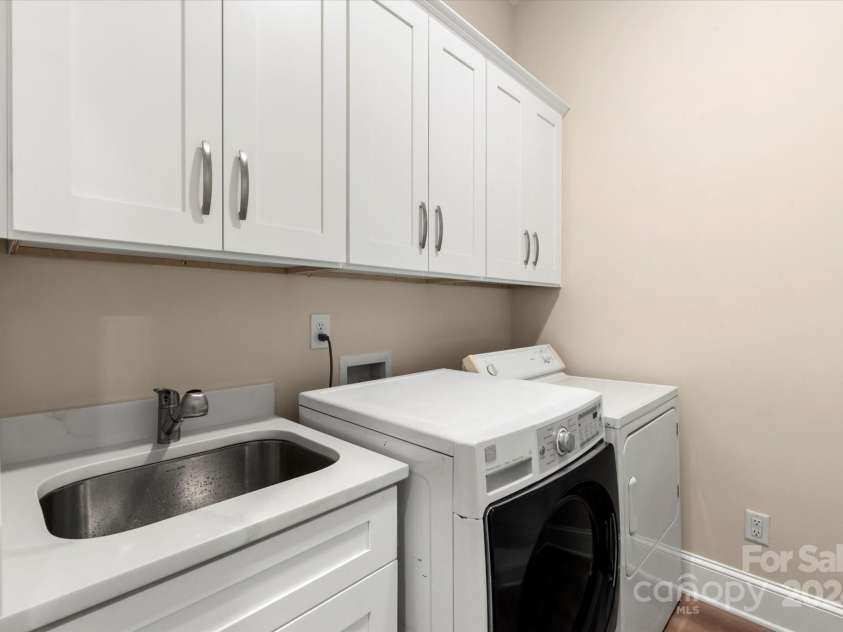 1721 Pegram Street, Charlotte, NC 28205.  MLS# CAR4202812, YatesRealty ID 4263. 