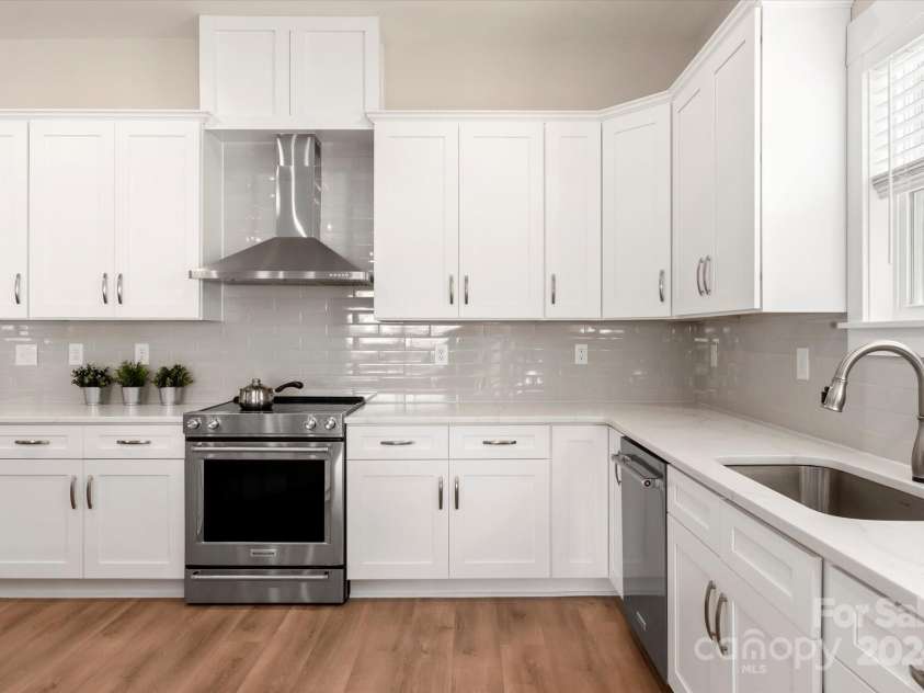 1721 Pegram Street, Charlotte, NC 28205.  MLS# CAR4202812, YatesRealty ID 4263. 