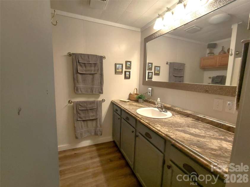 314 Blackberry Lane, Clyde, NC 28721.  MLS# CAR4388492, YatesRealty ID 42632. Full Bath - 1