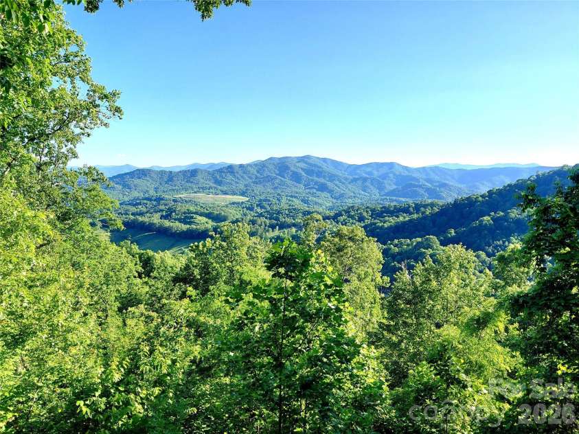 314 Blackberry Lane, Clyde, NC 28721.  MLS# CAR4388492, YatesRealty ID 42632. Magnificent Views