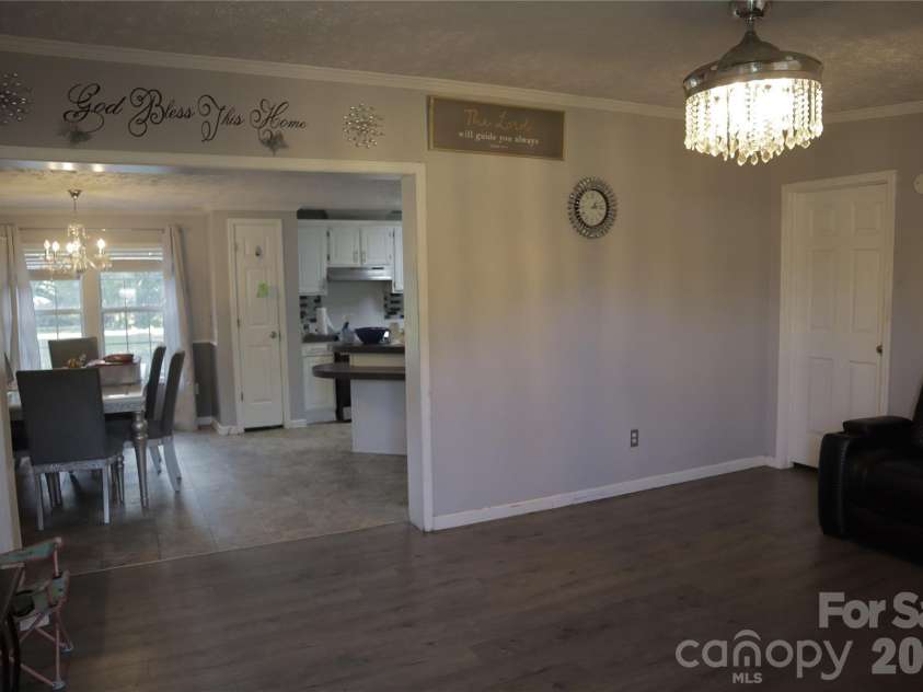 179 Hilltop Lane, Jefferson, SC 29718.  MLS# CAR4404881, YatesRealty ID 42634. 