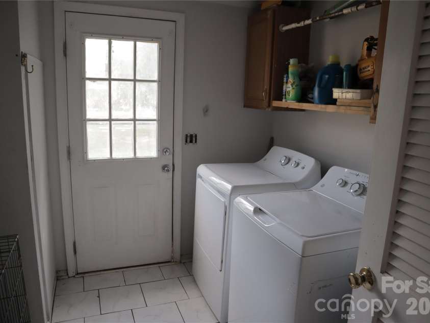 179 Hilltop Lane, Jefferson, SC 29718.  MLS# CAR4404881, YatesRealty ID 42634. 