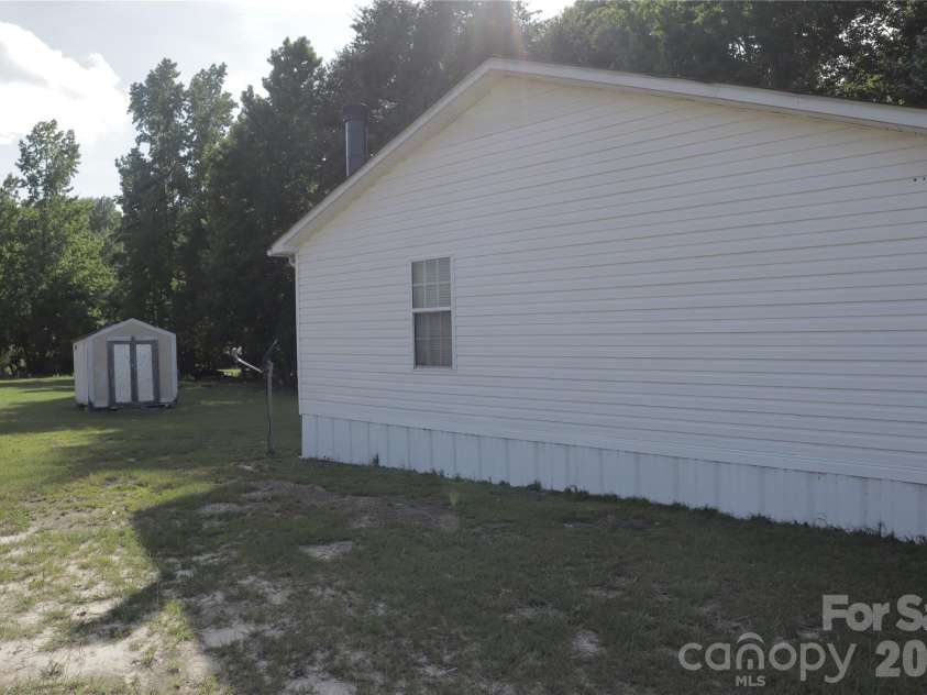 179 Hilltop Lane, Jefferson, SC 29718.  MLS# CAR4404881, YatesRealty ID 42634. 