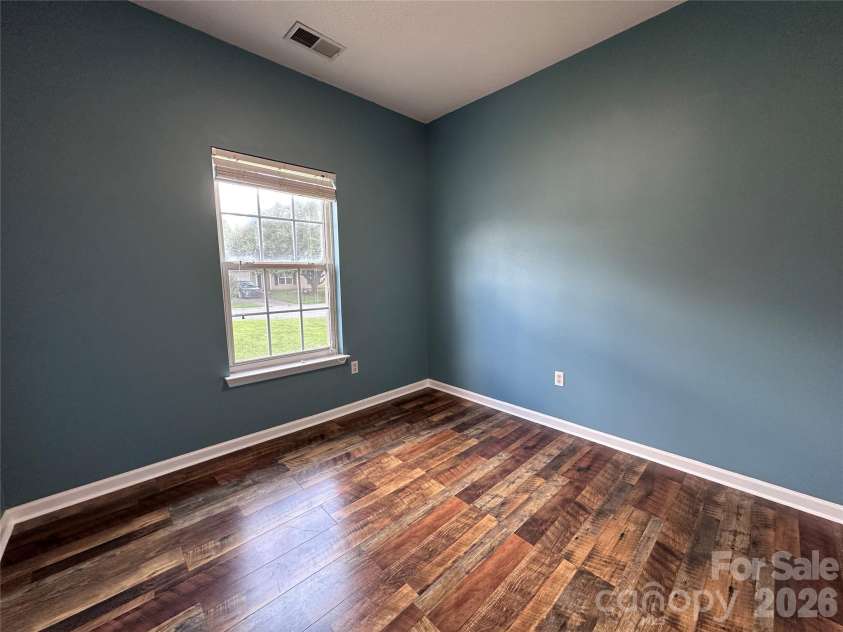 4515 Fox Thorne Drive, Charlotte, NC 28216.  MLS# CAR4411872, YatesRealty ID 42635. Bedroom 3