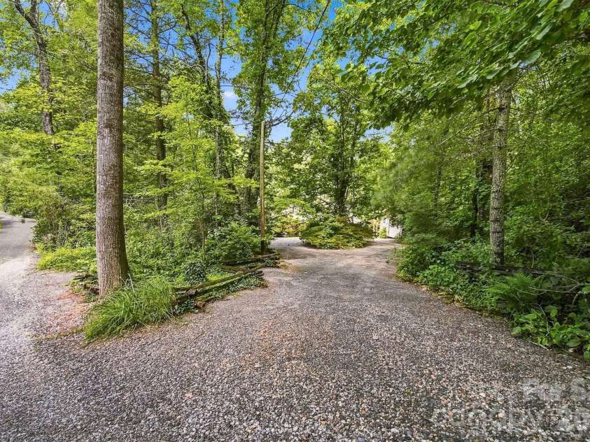 6354 Gingercake Road, Newland, NC 28657.  MLS# CAR4412931, YatesRealty ID 42636. 