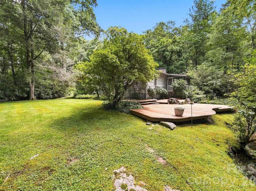 6354 Gingercake Road, Newland, NC 28657.  MLS# CAR4412931, YatesRealty ID 42636. 