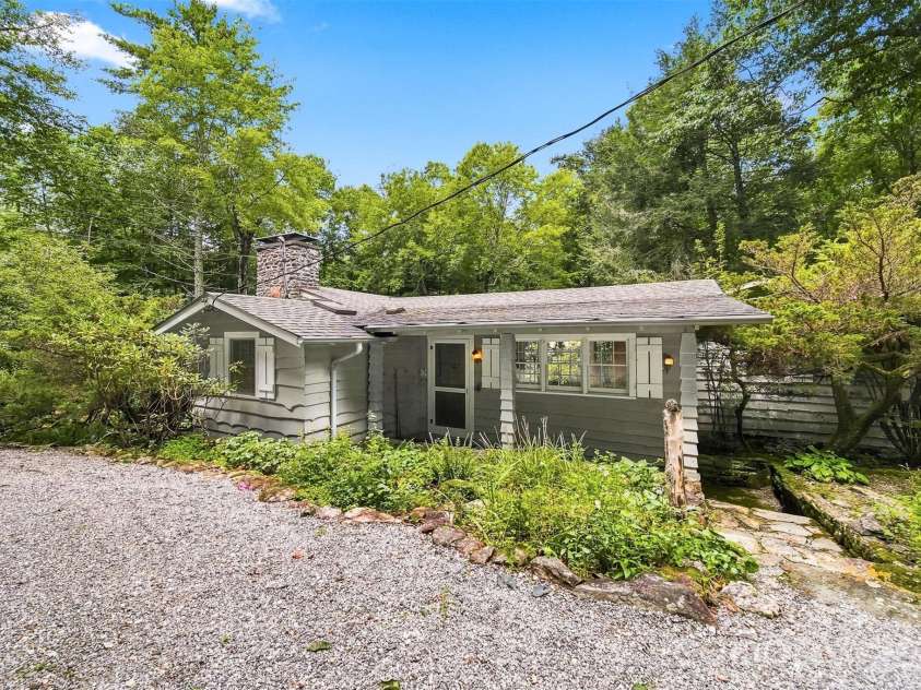 6354 Gingercake Road, Newland, NC 28657.  MLS# CAR4412931, YatesRealty ID 42636. 