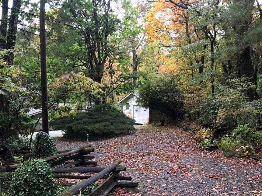 6354 Gingercake Road, Newland, NC 28657.  MLS# CAR4412931, YatesRealty ID 42636. 