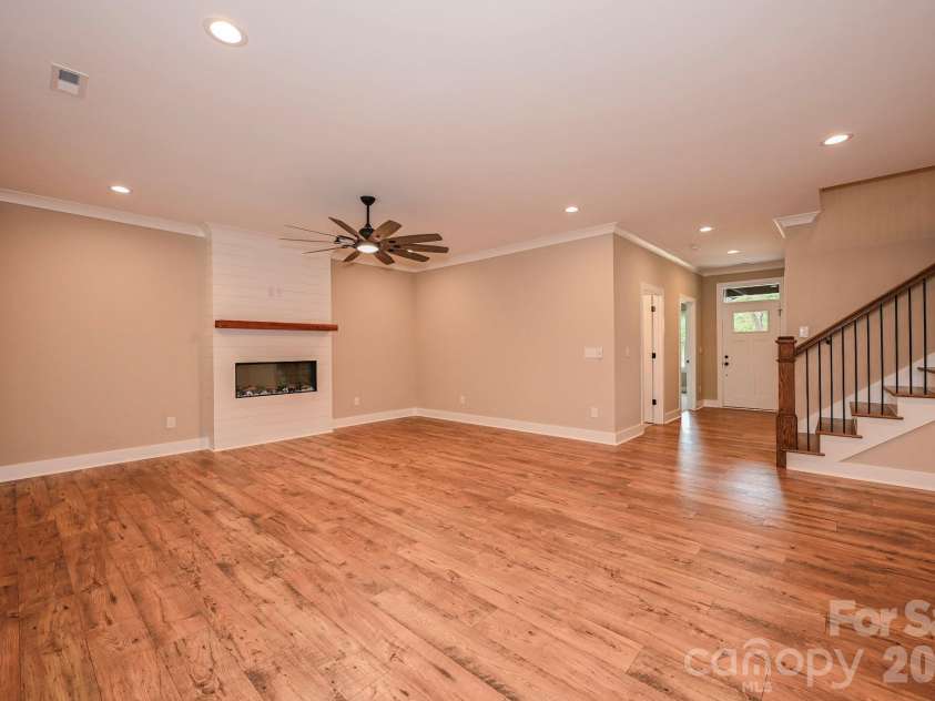 1822 New Salem Road, Monroe, NC 28110.  MLS# CAR4402589, YatesRealty ID 42638. 