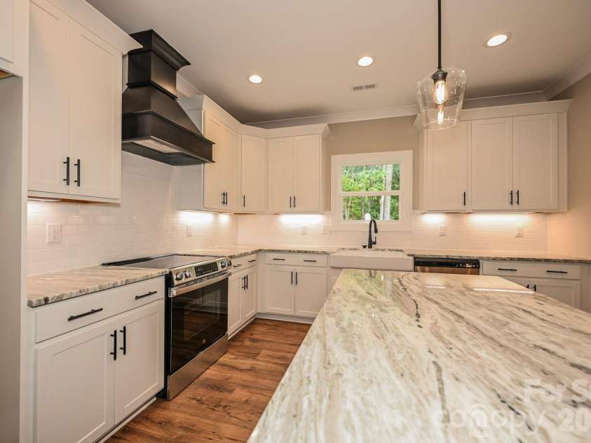 1822 New Salem Road, Monroe, NC 28110.  MLS# CAR4402589, YatesRealty ID 42638. 