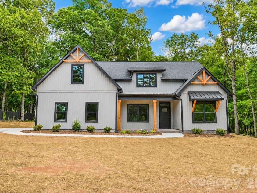 1822 New Salem Road, Monroe, NC 28110.  MLS# CAR4402589, YatesRealty ID 42638. 