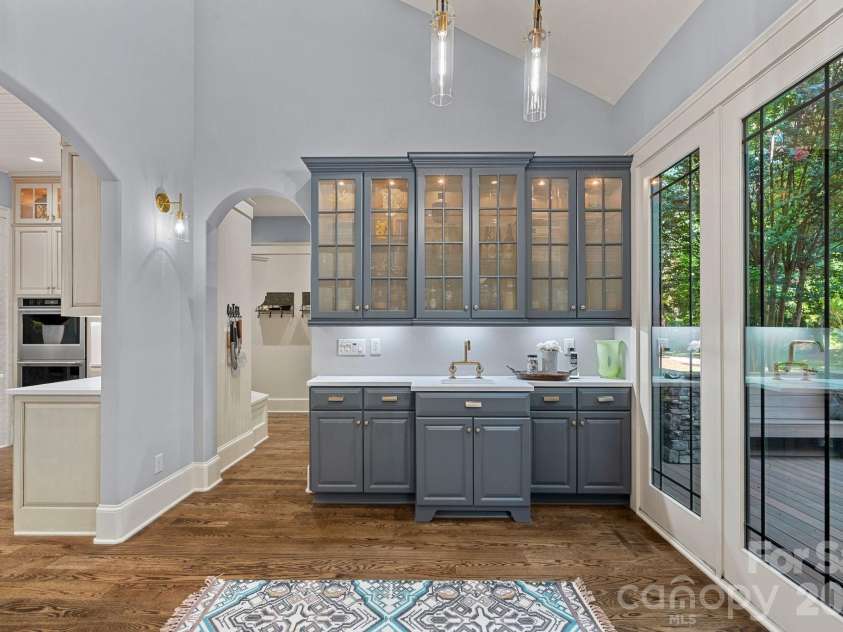 157 Dedham Loop, Mooresville, NC 28117.  MLS# CAR4407854, YatesRealty ID 42641. Updated bar area