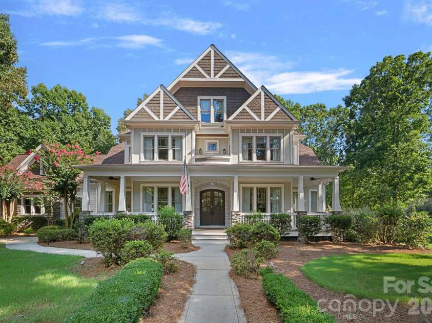 157 Dedham Loop, Mooresville, NC 28117.  MLS# CAR4407854, YatesRealty ID 42641. Welcome Home to 157 Dedham Loop