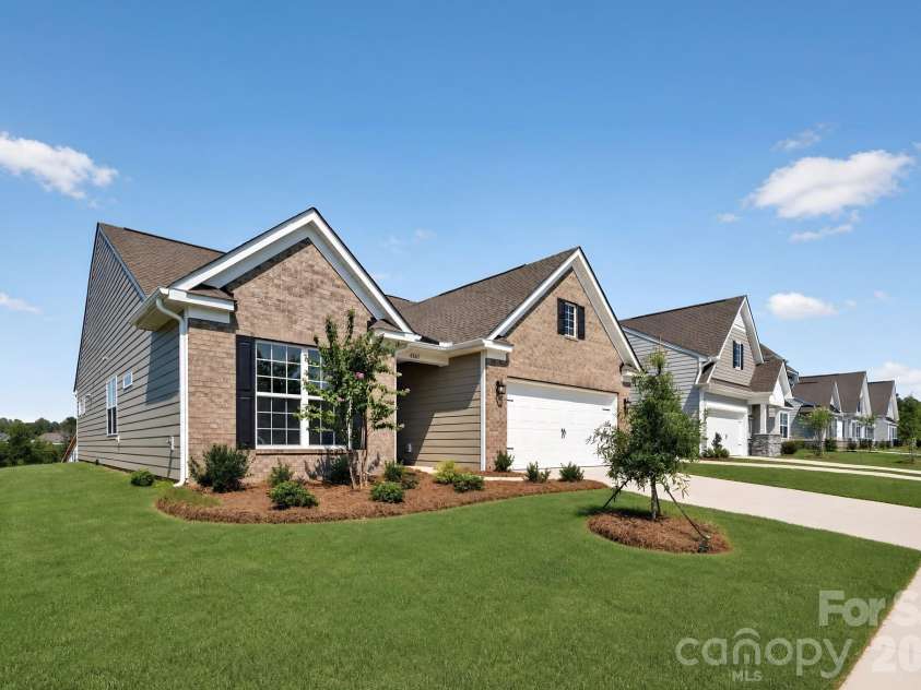 4861 Good Day Drive, Lancaster, SC 29720.  MLS# CAR4411546, YatesRealty ID 42643. 