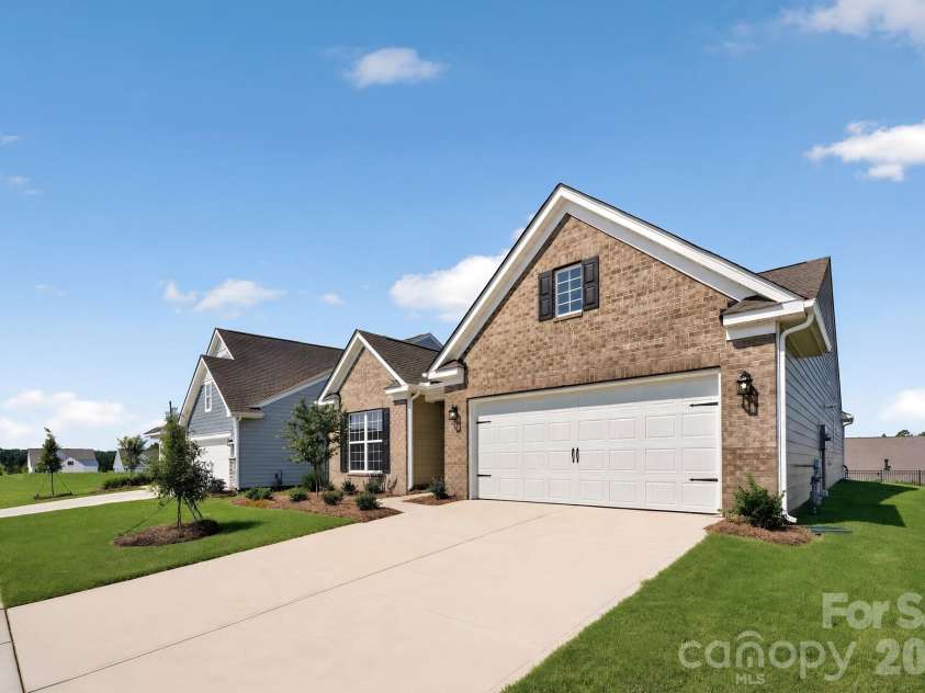 4861 Good Day Drive, Lancaster, SC 29720.  MLS# CAR4411546, YatesRealty ID 42643. 