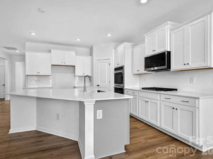 4861 Good Day Drive, Lancaster, SC 29720.  MLS# CAR4411546, YatesRealty ID 42643. 