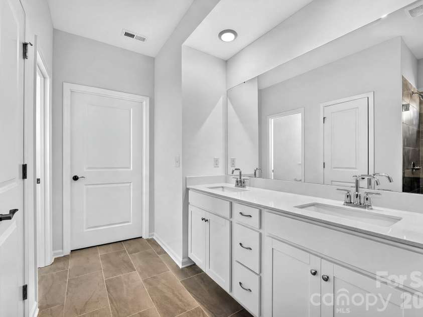 4861 Good Day Drive, Lancaster, SC 29720.  MLS# CAR4411546, YatesRealty ID 42643. 