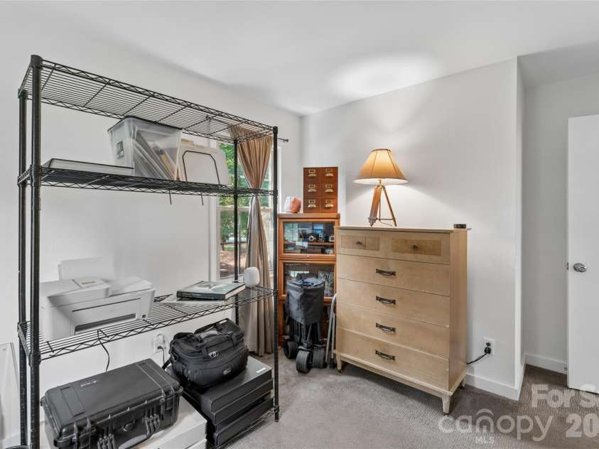 4737 Autumn Leaf Lane, Charlotte, NC 28277.  MLS# CAR4404440, YatesRealty ID 42648. 