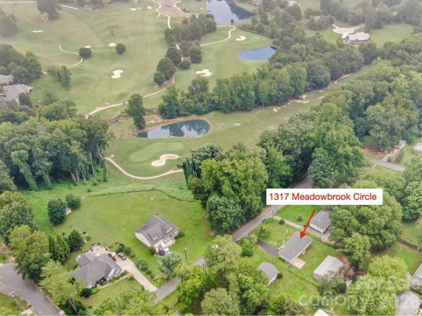 1317 Meadowbrook Circle, Salisbury, NC 28144.  MLS# CAR4401363, YatesRealty ID 42649. 