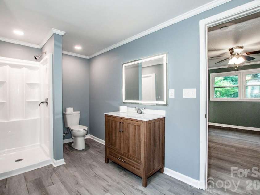 1317 Meadowbrook Circle, Salisbury, NC 28144.  MLS# CAR4401363, YatesRealty ID 42649. 