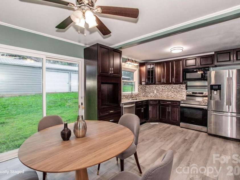 1317 Meadowbrook Circle, Salisbury, NC 28144.  MLS# CAR4401363, YatesRealty ID 42649. 