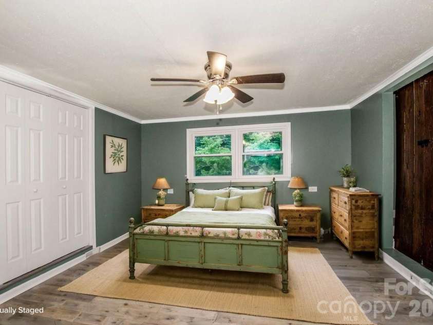 1317 Meadowbrook Circle, Salisbury, NC 28144.  MLS# CAR4401363, YatesRealty ID 42649. 