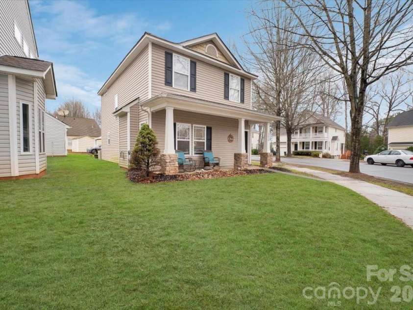 13055 Windy Lea Lane, Huntersville, NC 28078.  MLS# CAR4351204, YatesRealty ID 4265. Corner lot