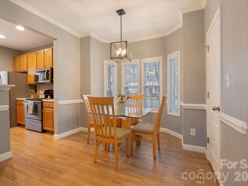 13055 Windy Lea Lane, Huntersville, NC 28078.  MLS# CAR4351204, YatesRealty ID 4265. Dining area